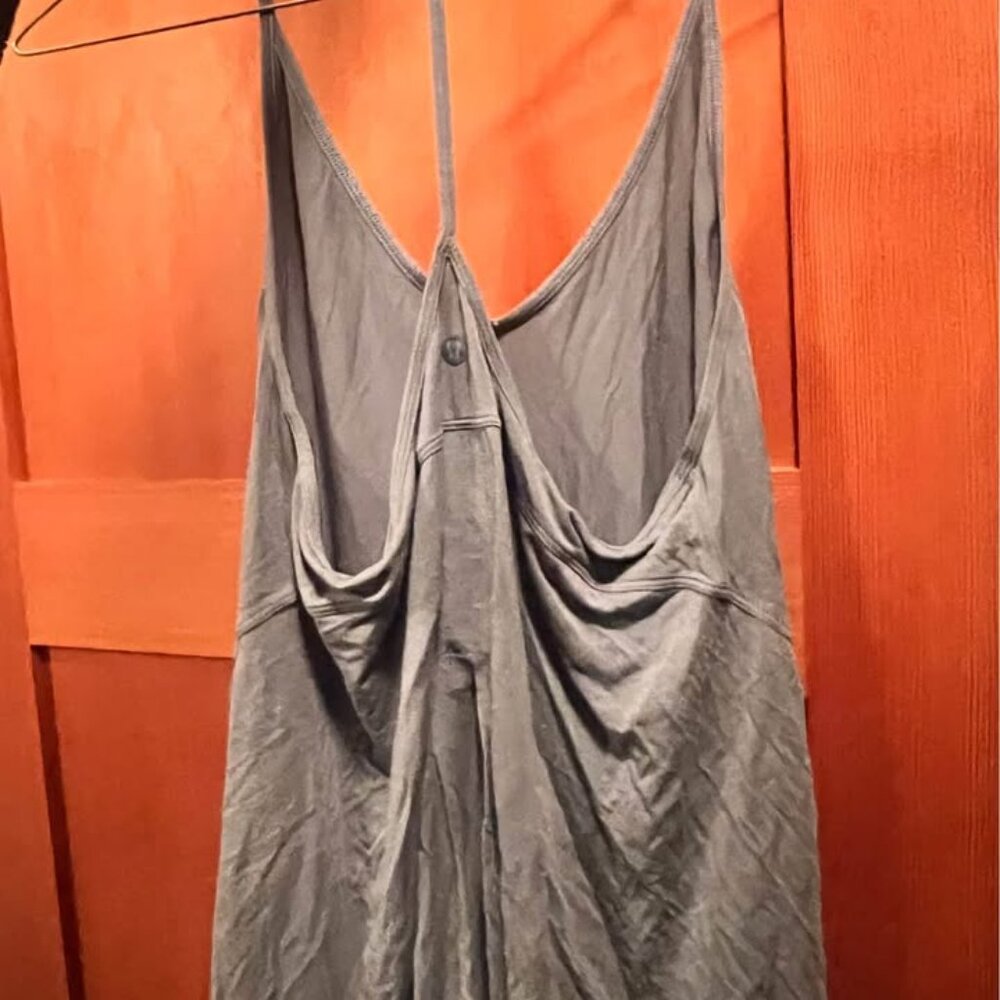 Lululemon ‘Tie-Back Lightweight Yoga Tank Top' - dusty blue - Picture 4 of 4